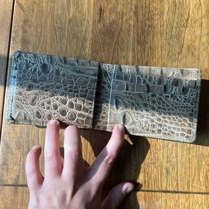 Men’s Brahmin wallet